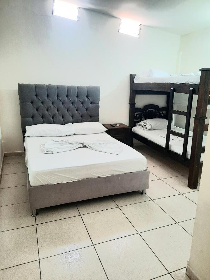 San Gil Tours Hostal Zewnętrze zdjęcie